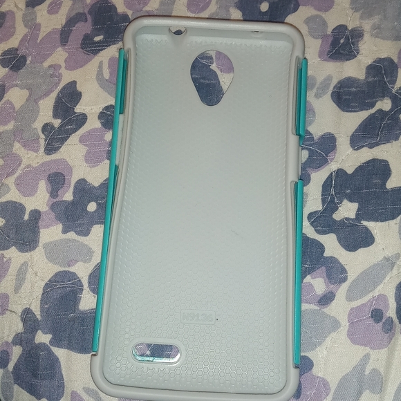 5/$20 Owl Phone Case with Flowers & Butterflies, Bling - Picture 2 of 4